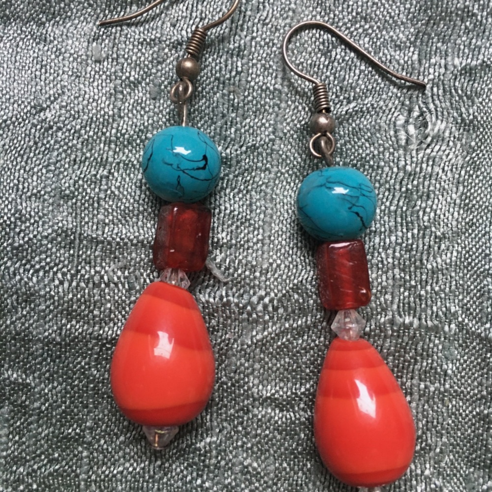Handmade bead earrings - Picture 7 of 8